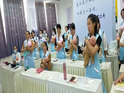 老月嫂為什么能全年接單？新手卻接不到單，可能就是因為這原因